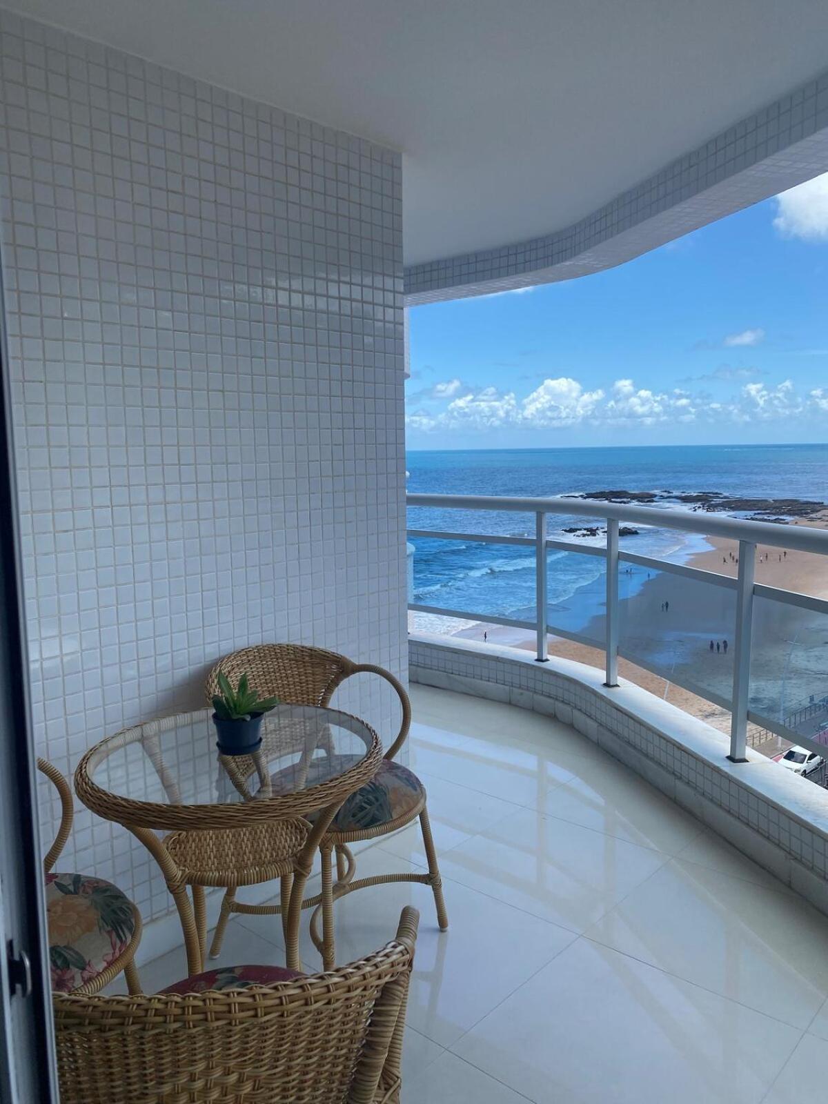 Apartamento Mirante 603 Na Ondina E Rio Vermelho *